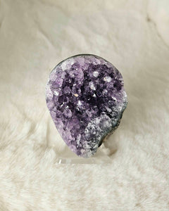 Amethyst druzy (egg-shaped) 1A