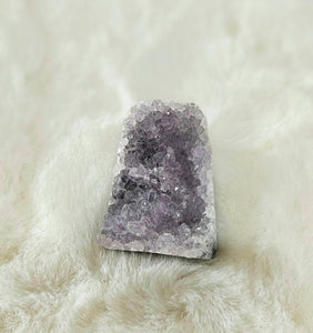 Amethyst mini cave druzy 39.3g
