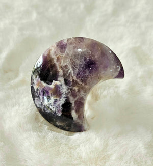 Amethyst moon-shaped 70g