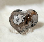 Black Sakura Agate (heart-shaped) 4A