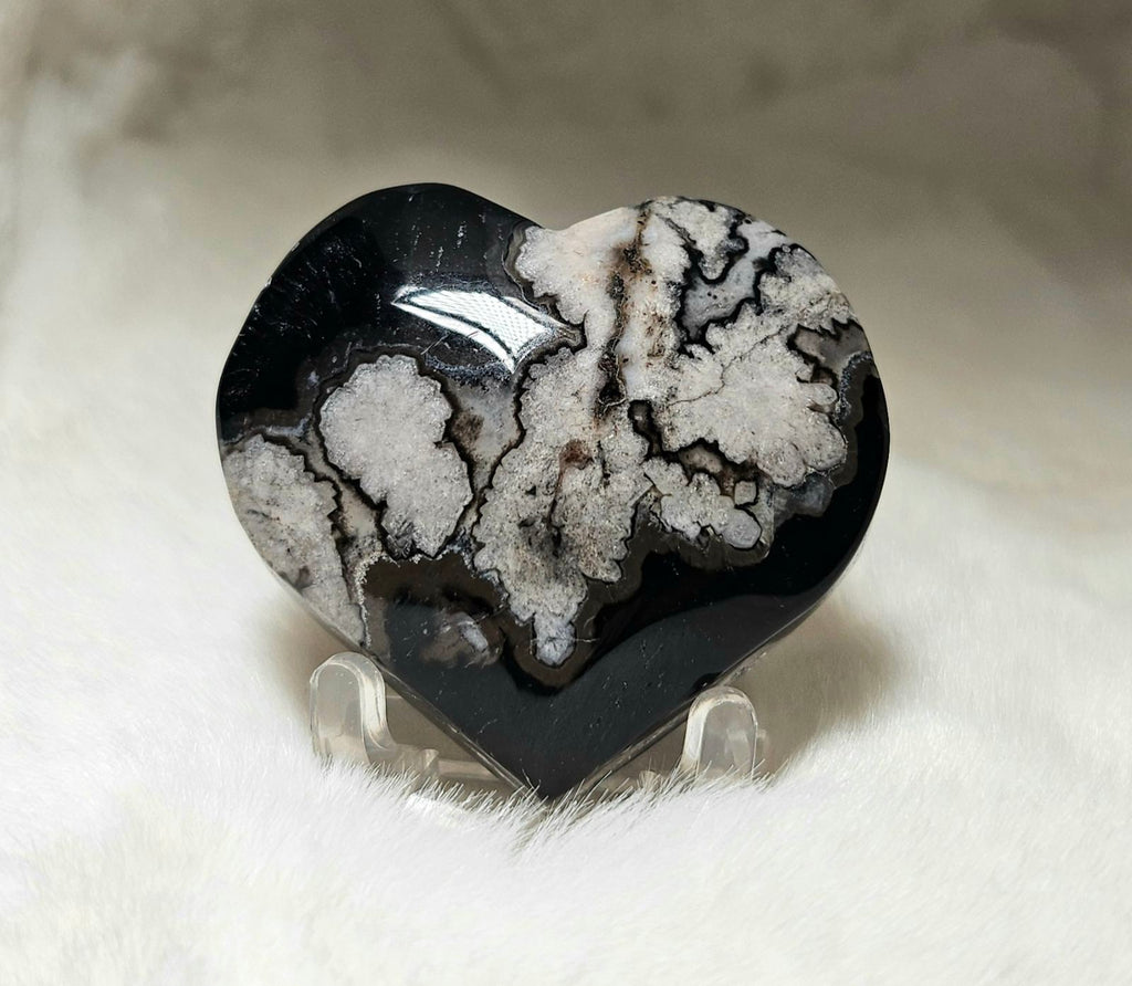 Black Sakura Agate (heart-shaped with druzy)