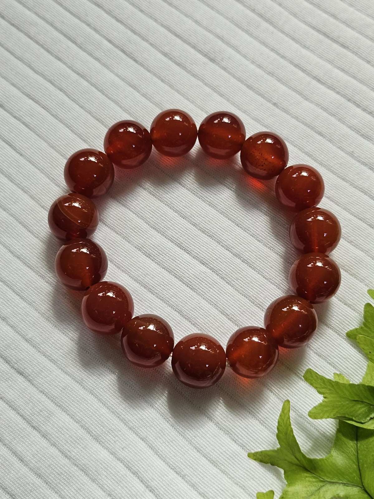 Carnelian bracelet (14mm)