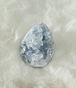 Celestite mini egg-shaped 66.4g
