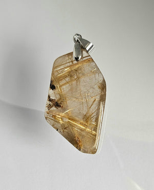 Golden Rutilated Quartz 1A