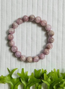 Kunzite bracelet (9mm)