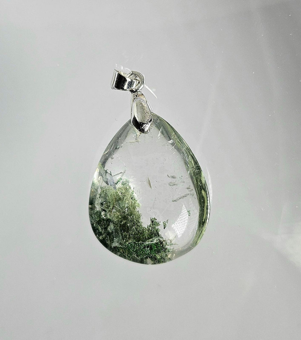 Lodolite Quartz pendant 7A