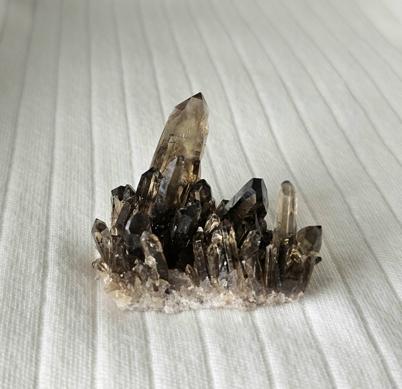 Smokey Quartz mini cluster 11.7g