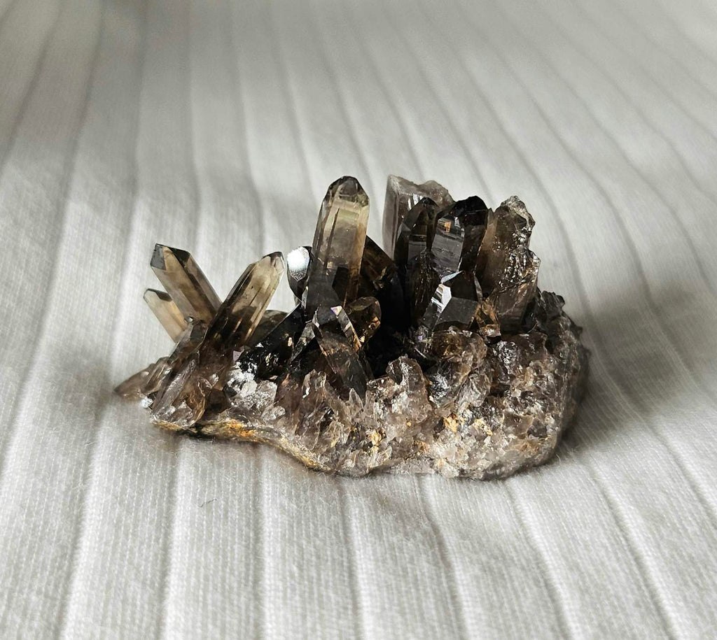 Smokey Quartz mini cluster 29.6g