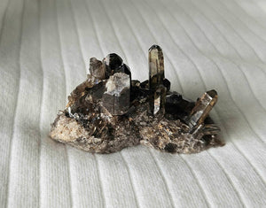 Smokey Quartz mini cluster 29.6g