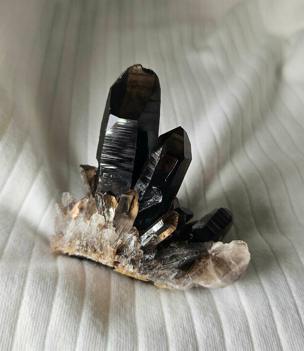 Smokey Quartz mini cluster 93.4g